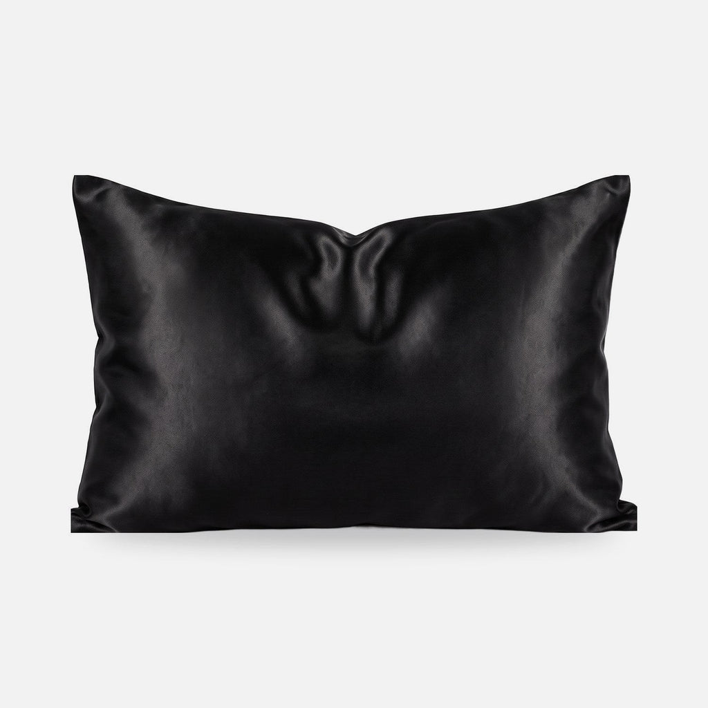 KINT 22 momme mulberry silk pillowcase in Black, 100% mulberry silk