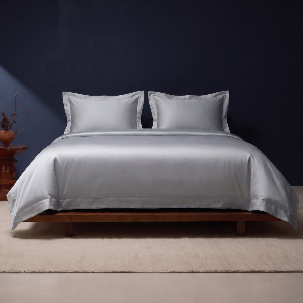 KINT silk and cotton satin bedding set in Silver Grey