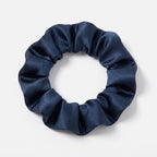 KINT slim 3 cm mulberry silk scrunchie in Navy
